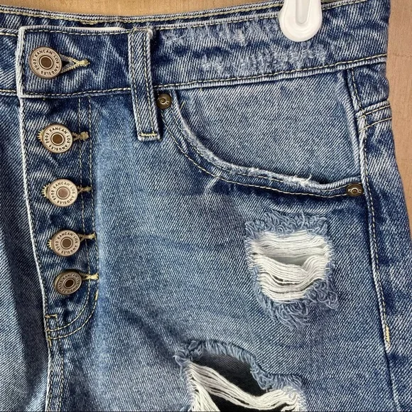 KanCan Blue Jean Shorts - Picture 3 of 12